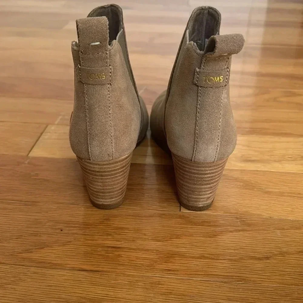 TOMS Wedge Bootie size 5.5